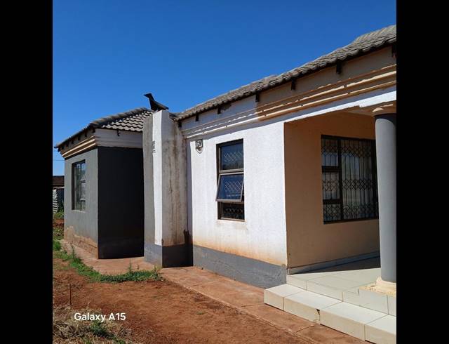 3 BEDROOM HOUSE FOR SALE IN MOKOPANE RURAL